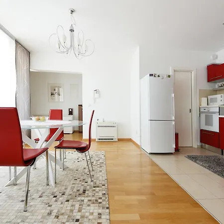 Special Apartment *